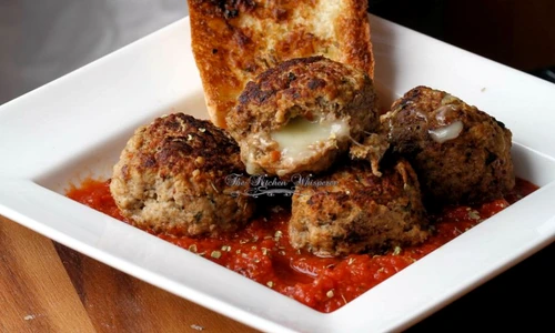 chiftele cu mozzarella jpeg