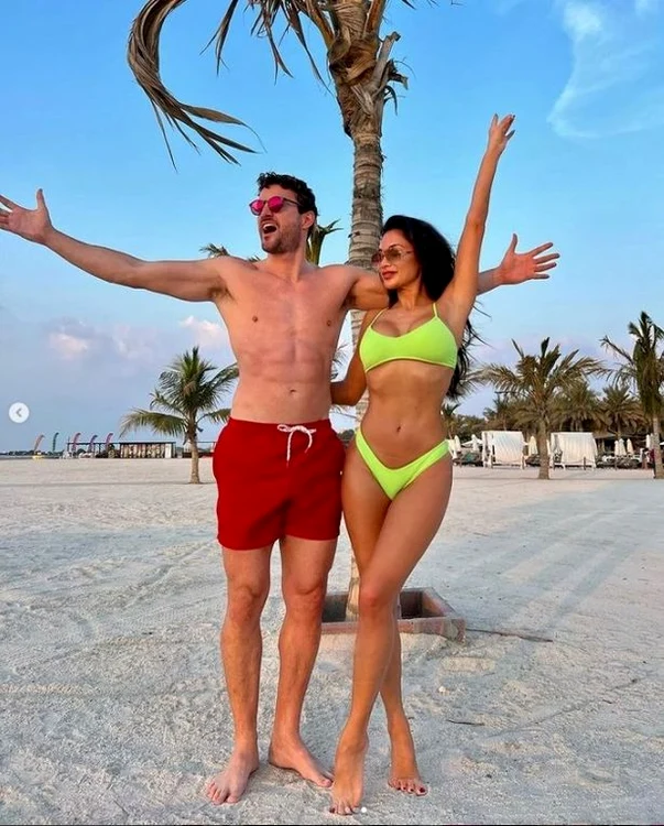 Thom Evans și Nicole Scherzinger, sărbători de iarnă la plajă - foto Instagram