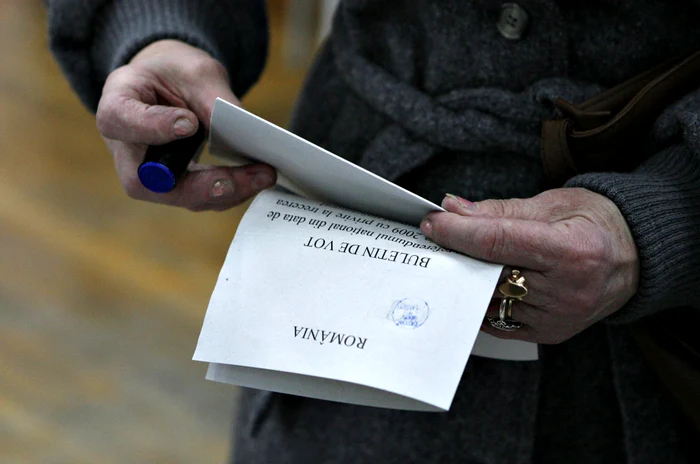 Referendumul nu decide doar soarta preşedintelui Băsescu, ci şi soarta ţării FOTO: Mediafax