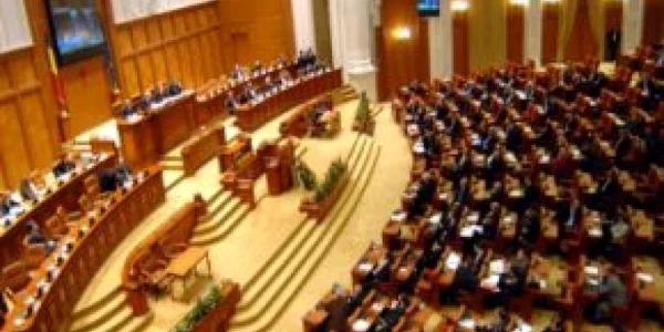 UPDATE Moţiunea de cenzură a fost respinsă