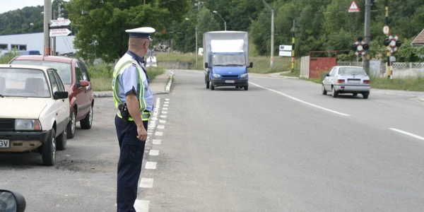 Reşiţa: Poliţiştii de la circulaţie sunt cu ochii pe şoferii vitezomani