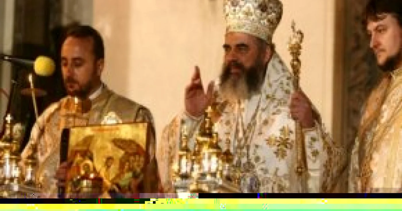 Arhiepiscopia Romano-Catolică nemulţumită că niciun reprezentant al cultelor religioase nu a fost chemat la dezbaterile privind legile Educaţiei