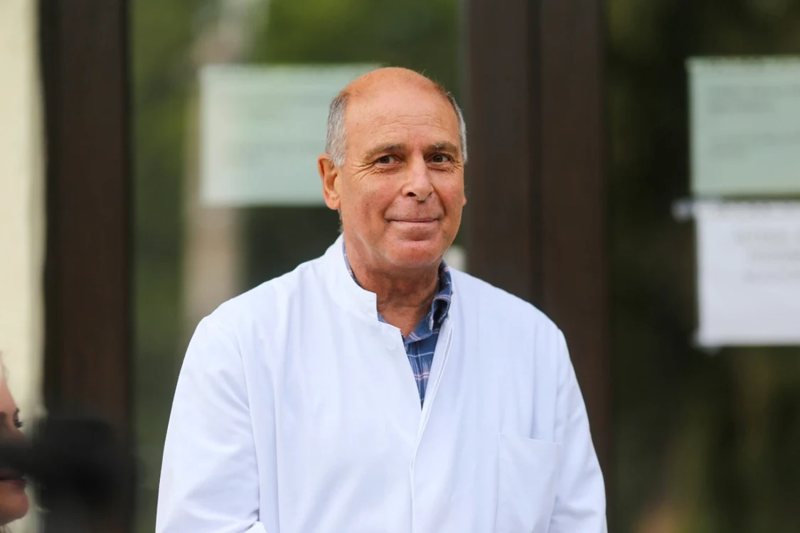 Dr. Virgil Musta