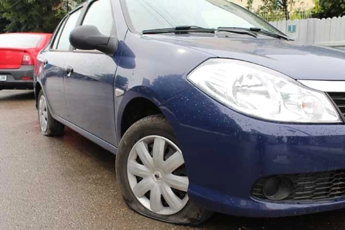 45 de autoturisme au fost lăsate pe butuci (foto: ziaruldeiasi.ro)