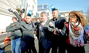 o15 act 7366082 mediafax fo jpeg