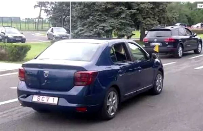 Dacia cu care a circulat Papa în România