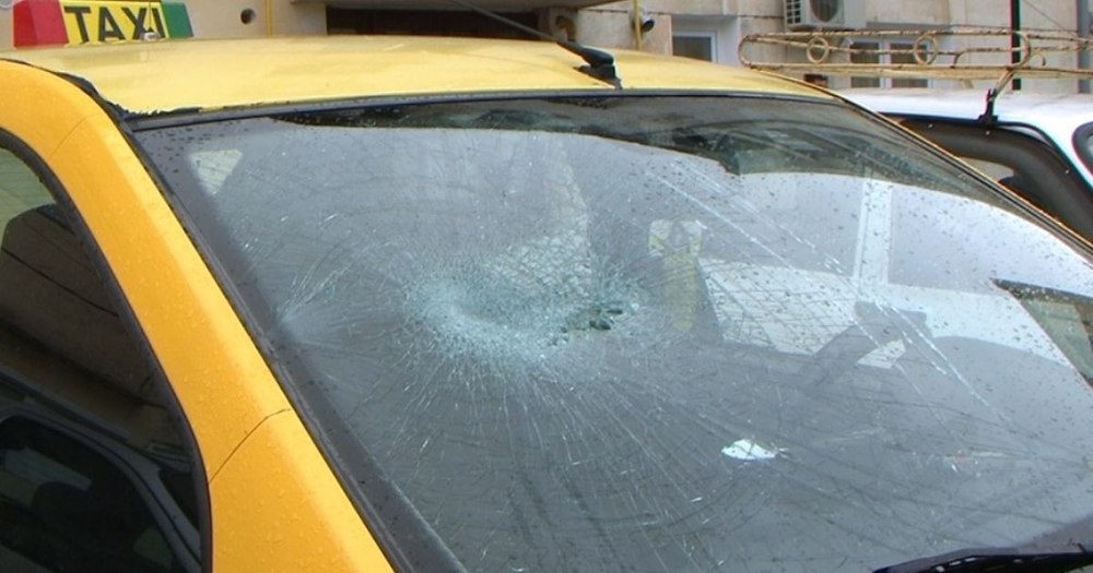 Focuri de armă în Râmnicu Vâlcea. Un taximetrist a tras cu o armă neletală în trei persoane