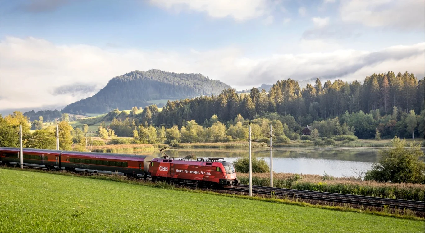 Ruta feroviară din Slovenia. Foto: Facebook.