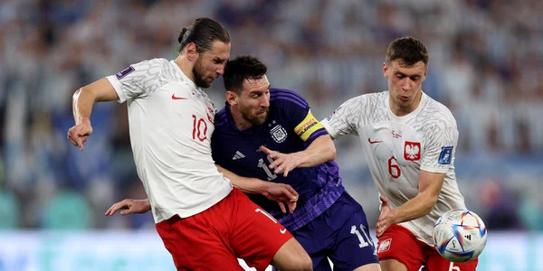 Lionel Messi argentina polonia cm 2022 GettyImages 1445818924 (2) jpg
