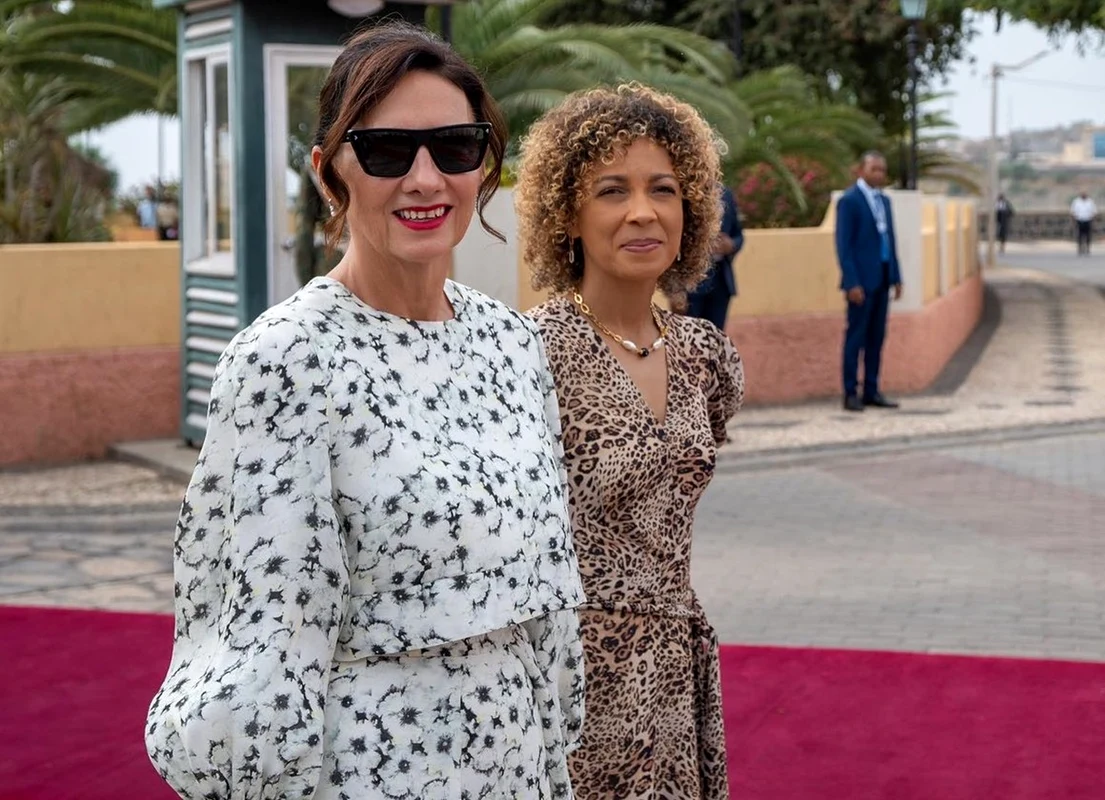 Carmen Iohannis în vizită în Cabo Verde, la Palatul Prezidențial. FOTO: Instagram