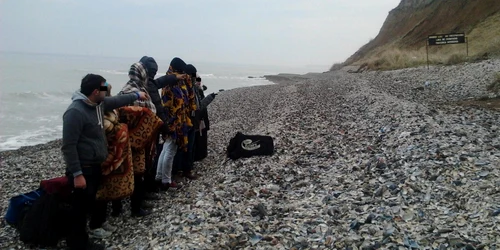 Migranti prinsi de politistii de frontiera la Vama Veche