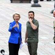 Ursula von der Leyen Volodimir Zelenski FOTO EPA EFE jpg
