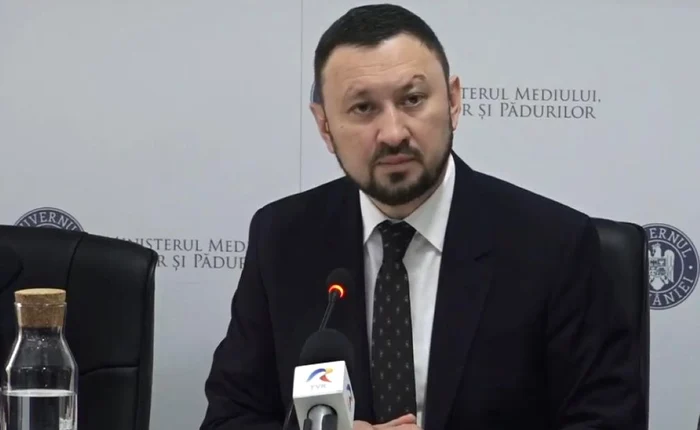 Mircea Fechet ameninţă conducerea Romsilva cu destituirea. FOTO: captură video