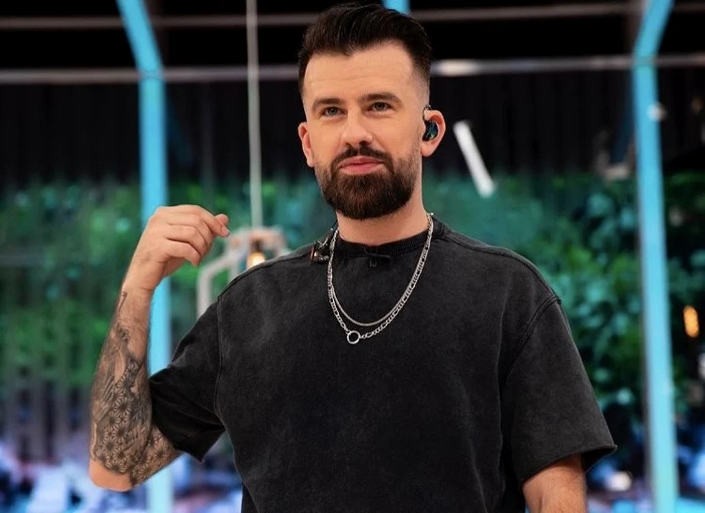 
    Florin Ristei s-a filmat în pat și a anunțat de ce a fost absent în ultima vremefoto: Instagram  