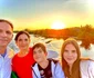 Dan Negru, cu frumoasa lui familie 
