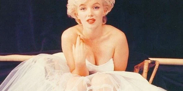Fotografii exclusive cu Marilyn Monroe scoase la licitaţie