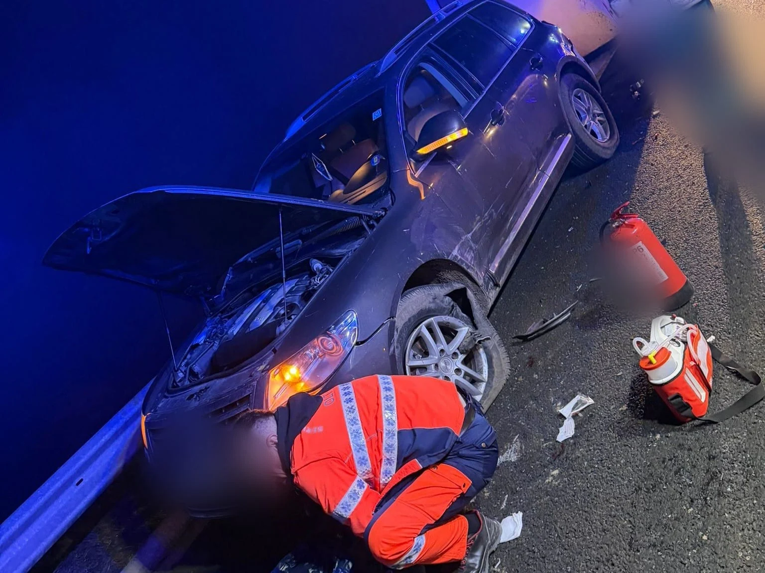 Tragedie pe Drumul Expres 12: un tânăr a murit, altul rănit după ce au fost loviți de o mașină. Cei doi ar fi verificat o defecțiune la autoturism