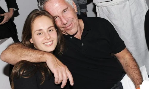 Epstein si Karina șuliak foto x @Bankski69 jfif