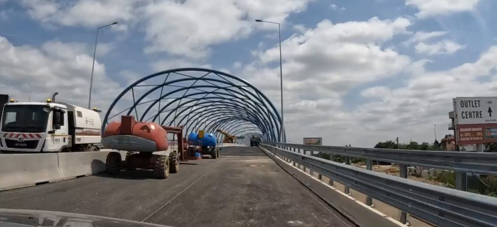 Au fost finalizate lucrările la pasajul de la intrarea pe Autostrada Soarelui VIDEO