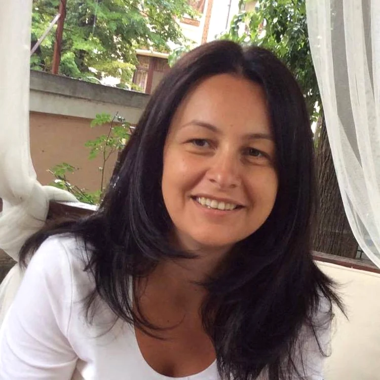 „De cele mai multe ori nu presa, ci politicul face agenda“ – interviu cu Sidonia BOGDAN jpeg