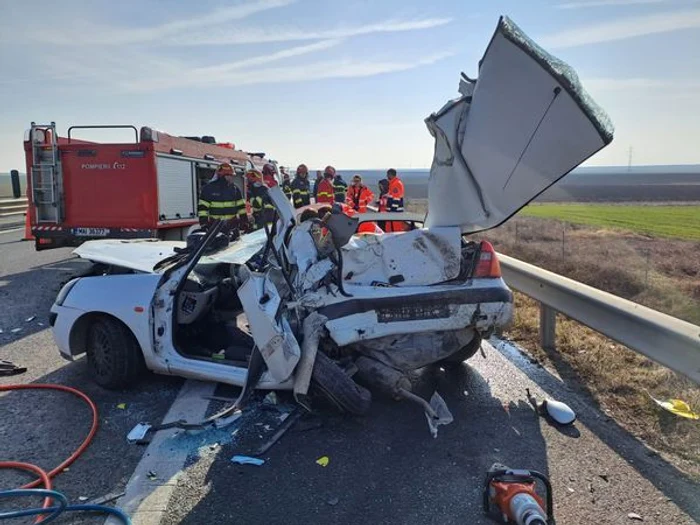Accident pe autostradă FOTO ISU Arad