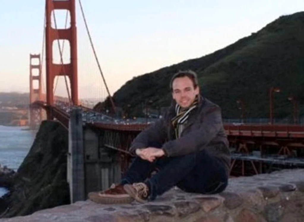 
    Avion prăbușit în Franța: Andreas Lubitz este copilotul Germanwings, care a manevrat aeronava în ultimele minute înainte de impactfoto: Facebook  