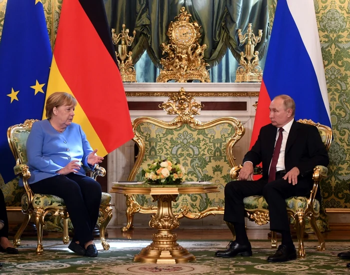 Summit de adio între Putin şi Merkel FOTO EPA-EFE