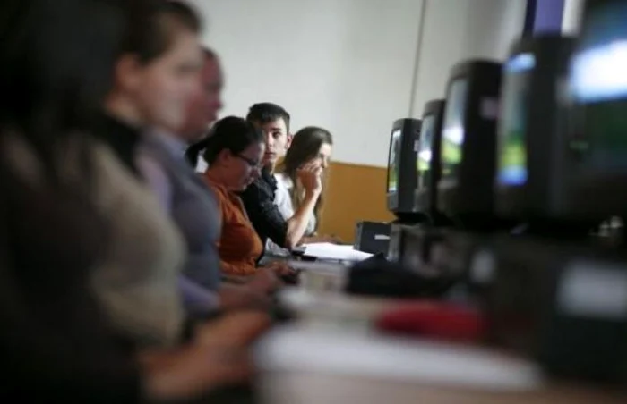 În perioada 21-26 iunie se desfăşoară proba de evaluare a competenţelor digitale