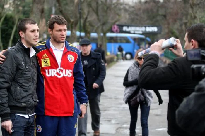 Marius Niculae s-a fotografiat cu fanii în Complexul Studenţesc