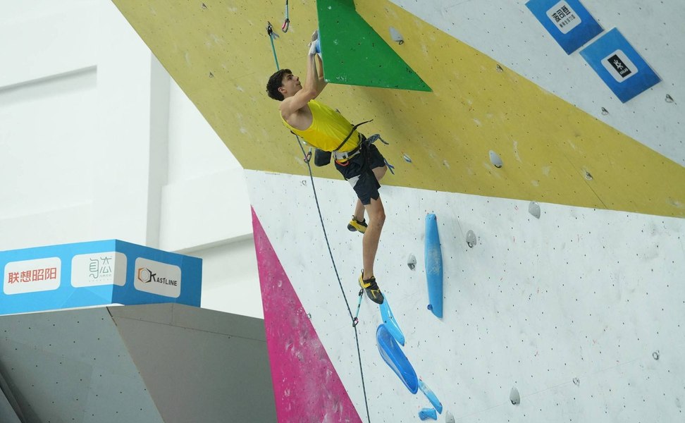 Darius Râpă este vicecampion mondial la escaladă, o premieră istorică pentru România