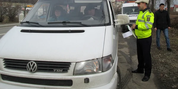  Razie pe drumurile din Vâlcea pentru depistarea taximetriştilor la negru