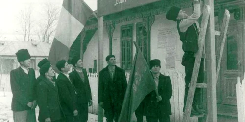  Înfiinţarea cooperativei agricole Zorii Socialismului la Cudalbi FOTO Arhiva bibliotecii VA Urechia