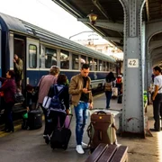 reancarcare tren studenti FOTO Shutterstock