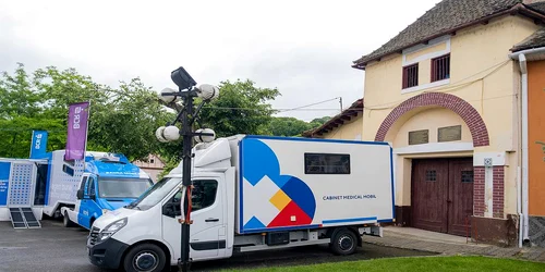 Caravana cu Sanatate 1 jpg