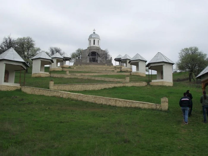 Mănăstirea Cerbu FOTO Adevărul