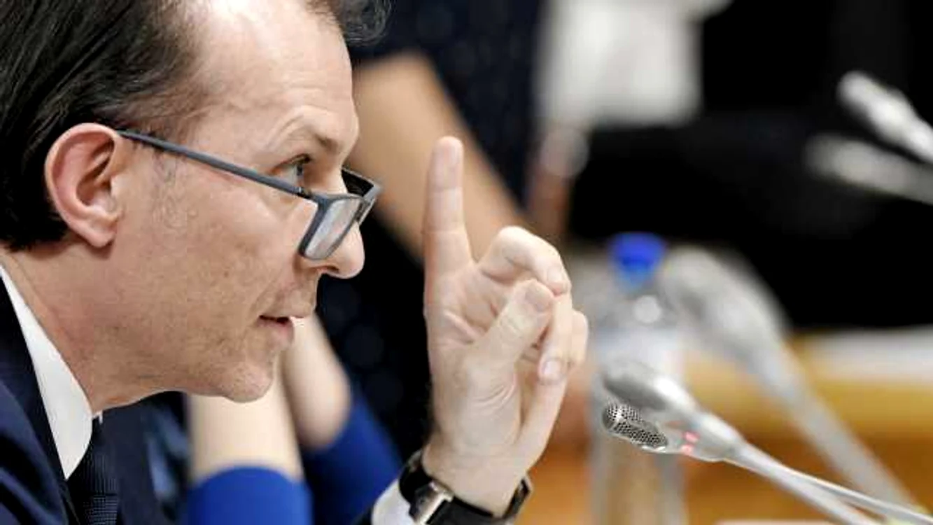 Florin Cîţu a schimbat un singur ministru