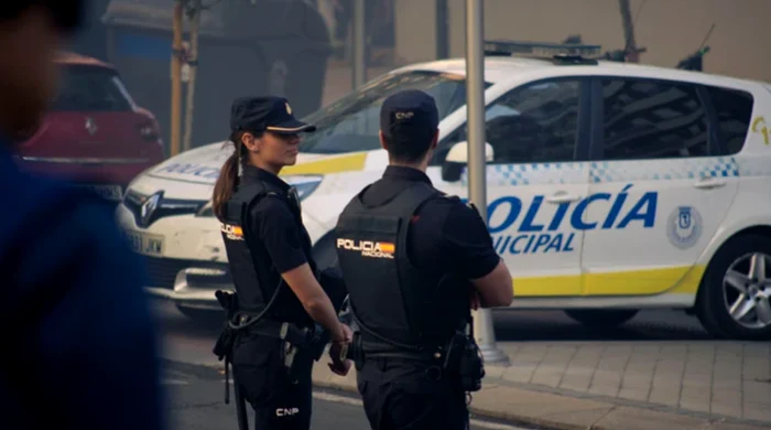 Politie Spania FOTO/ Rene Bonilla - Shutterstock