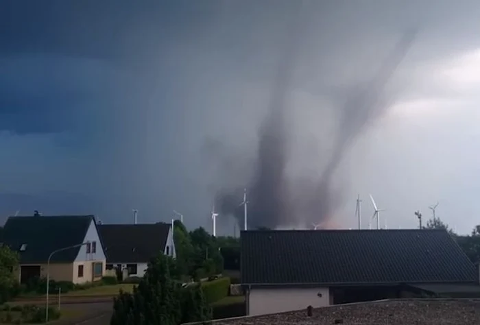 
    Fenomenul meteo extrem de rar a avut loc în nordul GermanieiCaptură foto  
