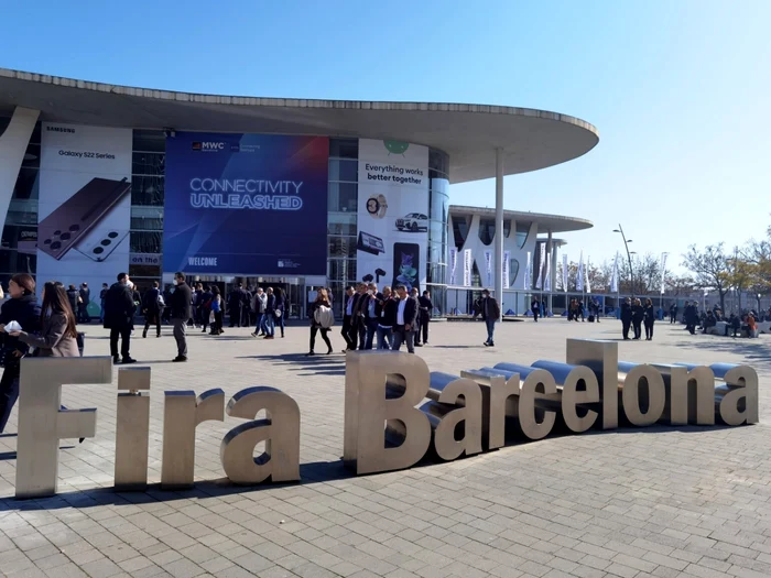 Centrul expoziţional Fira Barcelona, MWC 2022. FOTOGRAFII Adrian Pogîngeanu