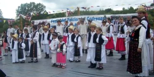 Satu Mare: Festival de muzică codrenească, azi la Oţeloaia