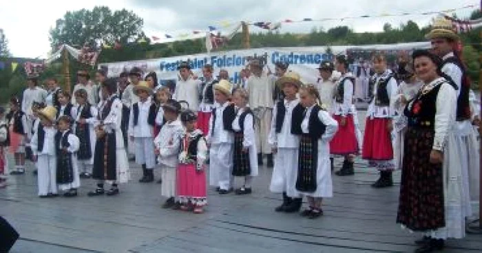 Satu Mare: Festival de muzică codrenească, azi la Oţeloaia