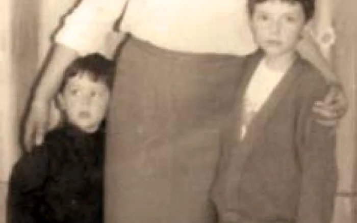 Dorina Cheuchişan, alături de cei doi copii