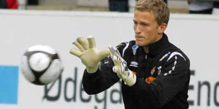 Lindegaard are patru prezenţe în echipa naţională a Danemarcei