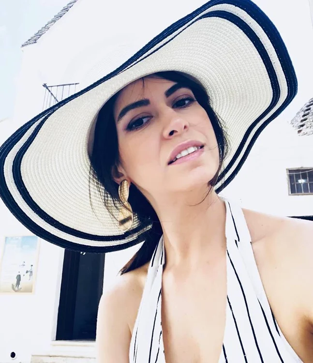 Diana Bart in Italia de sud (4) jpeg