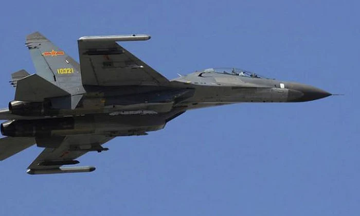 Un avion militar ucrainean a intrat în spațiul aerian al României  A fost interceptat și escortat pentru aterizare imediată la Baza 95 Aeriană Bacău jpeg