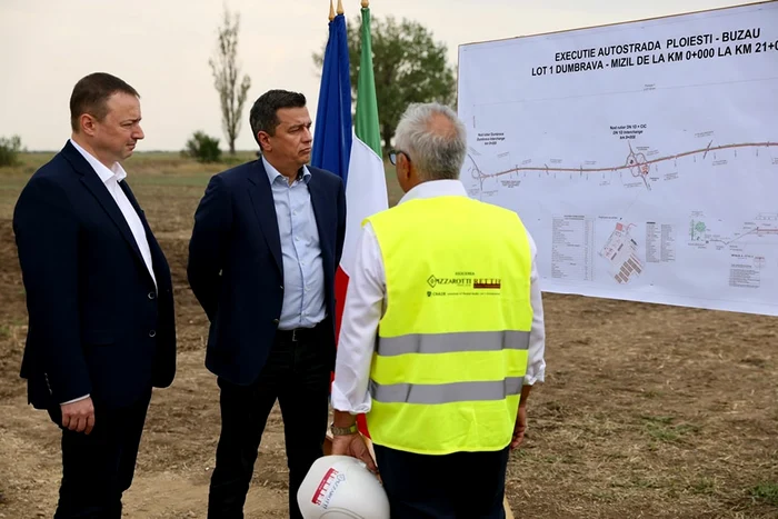 Sorin Grindeanu la predarea amplasamentului pentru începerea lucrărilor, Foto: Fb.Sorin Grindeanu