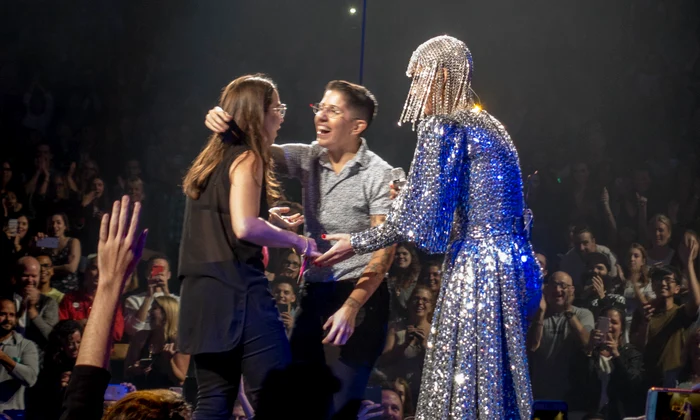 Katy Perry helps a gay couple get engaged at her concert jpeg