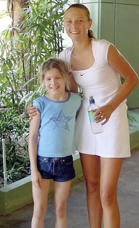 
    În 2002, Bouchard şi Şarapova au făcut prima poză împreunăFoto: arhivă personală  