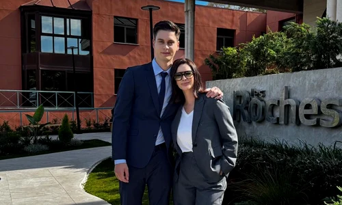 Andreea Berecleanu cu fiul Petru, Foto Facebook jpg