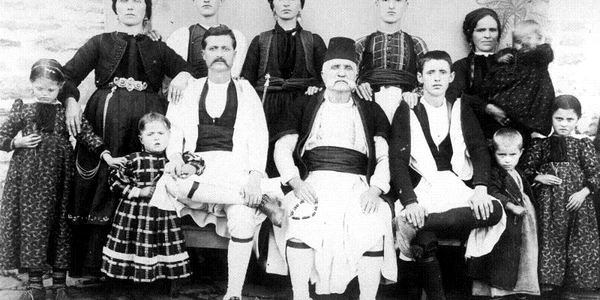 Aromani fratii Manakia FOTO proiectavdhela.ro